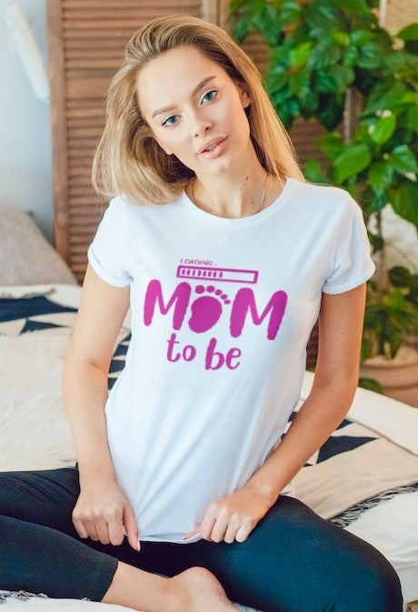 Mom to be (pink print)